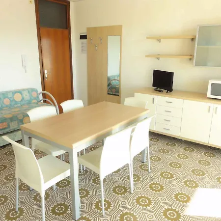Apartment In 38280